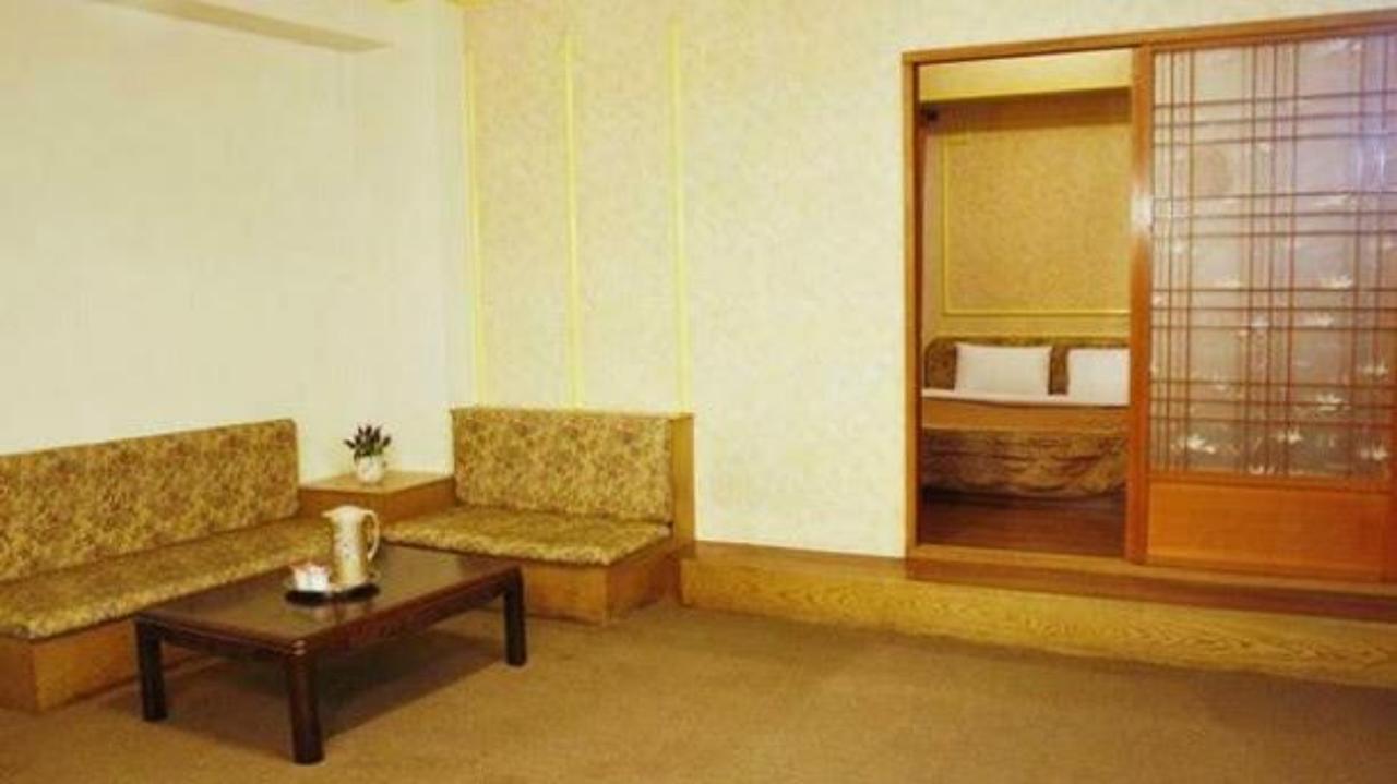 Teresa Hotel Toufen Extérieur photo