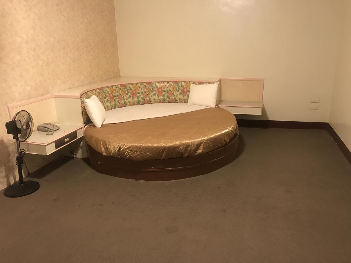 Teresa Hotel Toufen Extérieur photo